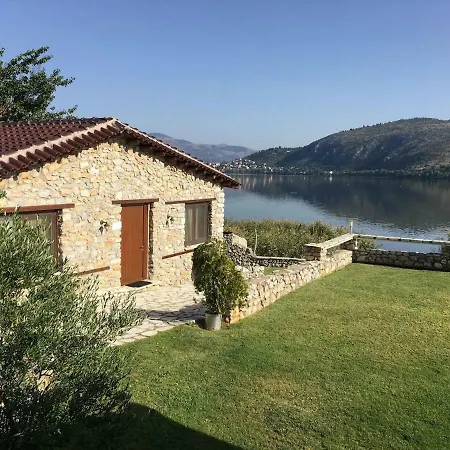 The Little Stone House By The Apartment Kastoria