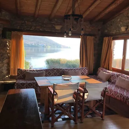 The Little Stone House By The Apartman