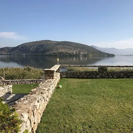 The Little Stone House By The Apartment Kastoria