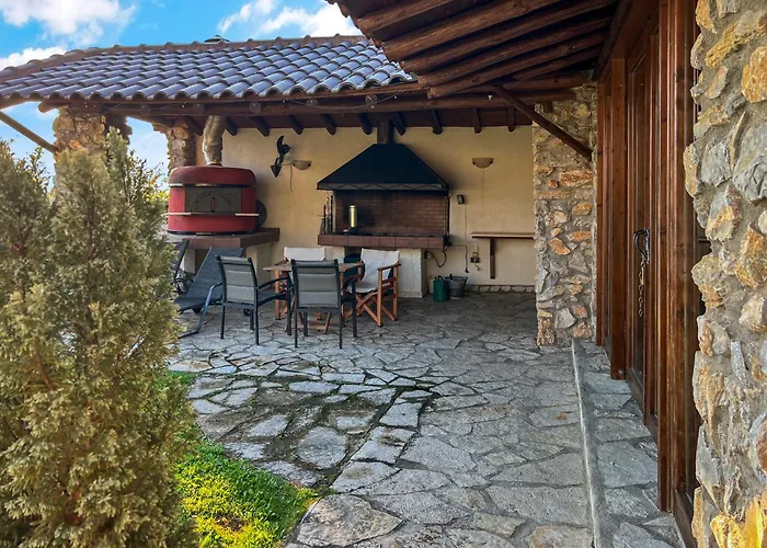 The Little Stone House By The Apartamento